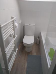 Koupelna v ubytování La Maison de Leonie