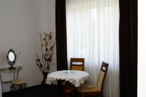 Fotografie z fotogalerie ubytování Dwór Dziekanów v destinaci Zielonki + 19 fotografií