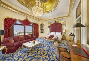 Posezení v ubytování Waldorf Astoria Jeddah - Qasr Al Sharq