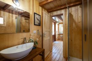 Koupelna v ubytování I Sicomori - Seme di Carota - Glamping e appartamenti con piscina a Saturnia + 37 fotografií
