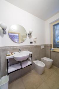Koupelna v ubytování Hotel Fortuna
