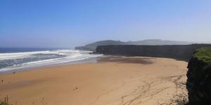 Afbeelding uit fotogalerij van Langre Wayve House in Langre