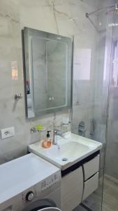 Ένα μπάνιο στο Flavio guest house