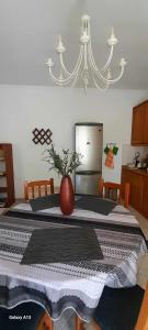 Galería fotográfica de NIKITA'S HOUSE -4 bedrooms 5' from racetrack en Serres