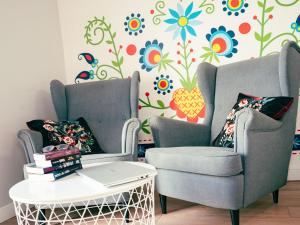 Fotografie z fotogalerie ubytování Holiday home with private sauna, jacuzzi and pool v destinaci Częstkowo