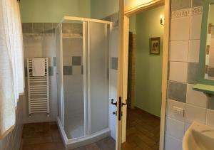 A bathroom at Borgo Di Fonni