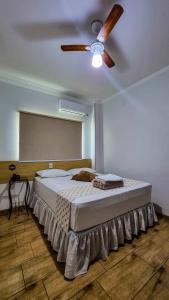 Postel nebo postele na pokoji v ubytování Golden View Hotel