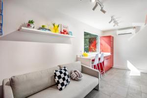 Fotografie z fotogalerie ubytování Strawberry Container @ EADO Juice Box v destinaci Houston