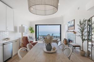 Gallery image of The Beach Retreat at THE BEACH HOUSE in Campbell River