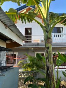 Φωτογραφία από το άλμπουμ του Cebu City 3 bedrooms split house 2nd floor-WIFI σε Cebu City +24 φωτογραφίες