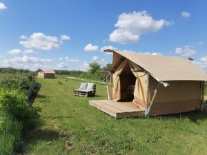 Příroda nedaleko luxury tent