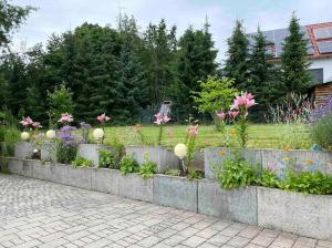 Zahrada ubytování Near Messe and Playmobil Funpark between Nürnberg and Schwabach , Free parking , Netflix , 24h Self Check-in