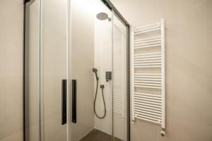 Un baño de PRINCIPE DE VERGARA ROOMS Lujo en el centro de Logroño