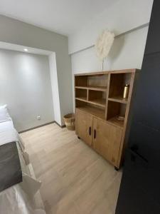 O bucătărie sau chicinetă la Blenac Suites Residence Appart Hotel A T2