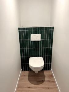 A bathroom at Ty Loan