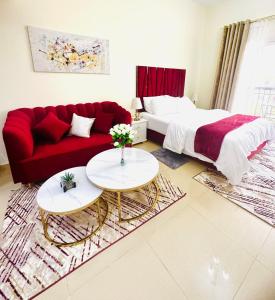 Posezení v ubytování Luxurious living in Jumeirah Village Circle, Dubai
