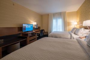 Postel nebo postele na pokoji v ubytování Fairfield Inn & Suites by Marriott Provo Orem