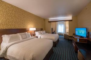 Postel nebo postele na pokoji v ubytování Fairfield Inn & Suites by Marriott Provo Orem