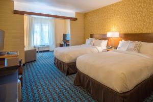 Postel nebo postele na pokoji v ubytování Fairfield Inn & Suites by Marriott Provo Orem