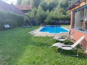 Bazén v ubytovaní Apartmán Beruška alebo v jeho blízkosti