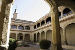 Gallery image of Hotel San Antonio el Real in Segovia