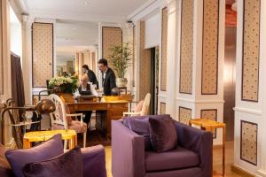 Posezení v ubytování Hotel Le Saint Gregoire