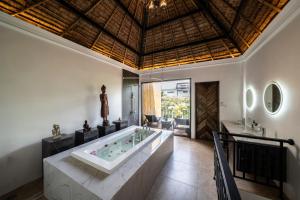 Foto Siem Reapis asuva majutusasutuse The Local Time Village galeriist