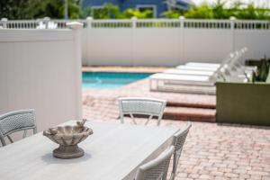 Gambar di galeri bagi Noi Nest Home + Pool + Suites di Melbourne