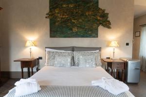 Galeriebild der Unterkunft Sedendo e Mirando B&B in Neive