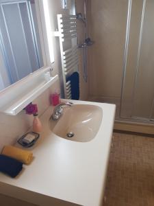 Ein Badezimmer in der Unterkunft Gasthaus Sternen