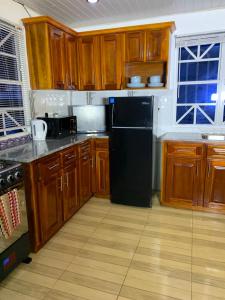 Kuchyň nebo kuchyňský kout v ubytování 1st Floor 1-Bedroom Comfortably Sleeps 4