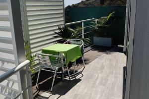 Balkon oz. terasa v nastanitvi Joli studio cocooning & discret, à 2mns de la 4 voies