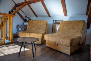Et sittehjørne på Apartmani Kačara