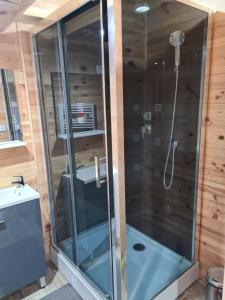 Koupelna v ubytování AUBRAC Spa