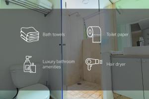 ห้องน้ำของ Capitalia - Apartments - Anzures
