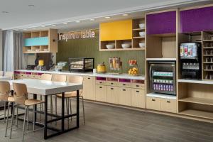 Kuchyň nebo kuchyňský kout v ubytování Home2 Suites By Hilton Columbus Polaris