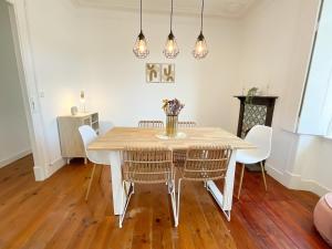 Billede fra billedgalleriet på Fantastic Spacious Apartment near Carcavelos Beach i Parede