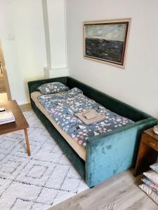Postel nebo postele na pokoji v ubytování Beautiful 67m2 apartment in Port Arthur (Free parking, WiFi & AC)