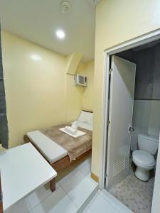 Koupelna v ubytování Cozy Coron Inn