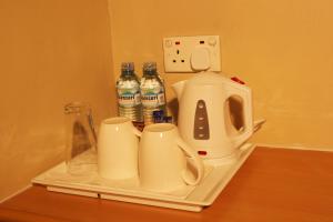 Kohvi ja tee valmistamise võimalus majutusasutuses Metropole Hotel Kampala