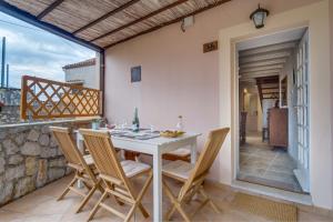 Balkón nebo terasa v ubytování House Mihaela