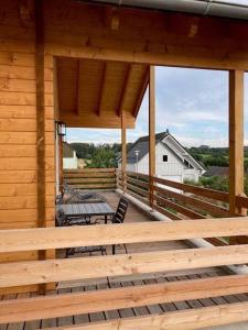 En balkong eller terrasse på Ferienhaus Vogelnest