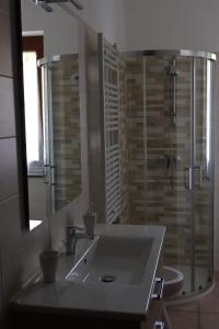 Koupelna v ubytování B&b Mamì + 16 fotografií