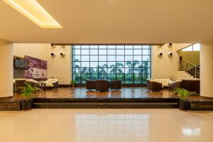 Monk's Nirvanaa Hotel & Resort的休息区