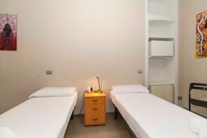 Letto o letti in una camera di NEW! Apt x4 a 1km from Don Bosco Bus Station!