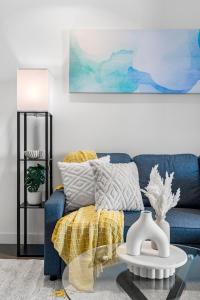 Gallery image of King & Sofa Bed - Serene Apt in Southbank with Free Parking in Melbourne