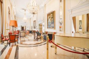 Гостиная зона в Palácio Estoril Hotel, Golf & Wellness