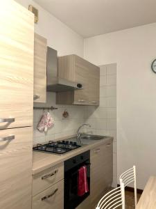 A kitchen or kitchenette at CASA FEDERICA