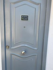 Φωτογραφία από το άλμπουμ του punto house leopardi στη Νάπολη