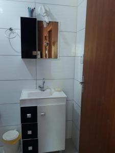 Kylpyhuone majoituspaikassa Eco Hostel Pinheira Guarda